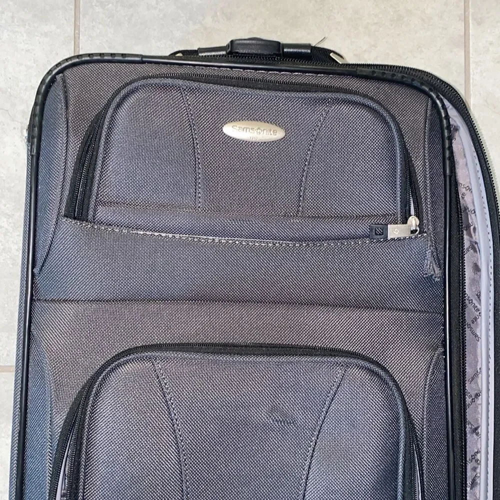 Samsonite Grey Softshell Rolling Upright Suitcase Telescoping Handle Luggage